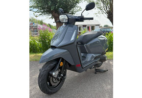 Lambretta X 125cc Scuro Grey 2025