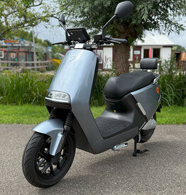 Yadea Yadea G5 45km/u Grey 2025 Yadea Yadea G5 45km/u Grey 2025