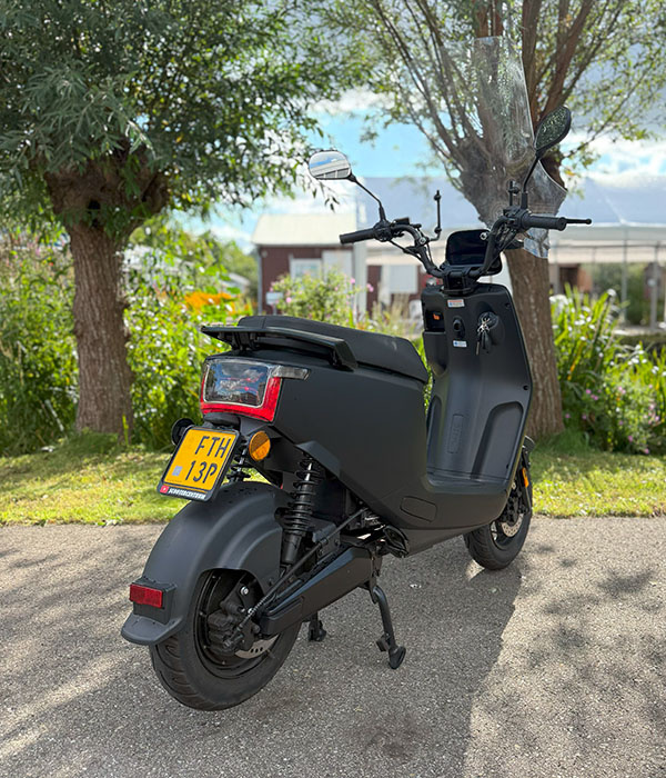 Iva E-GO S4 2.0 45km/u Matzwart 2025