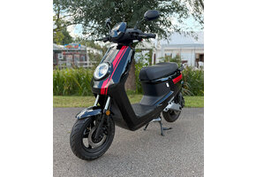 Niu MQI+ Plus Sport 25km/u Zwart 2025