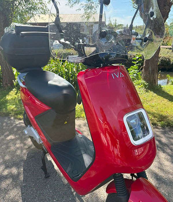 IVA E-GO S4 25km/u Rood 2023