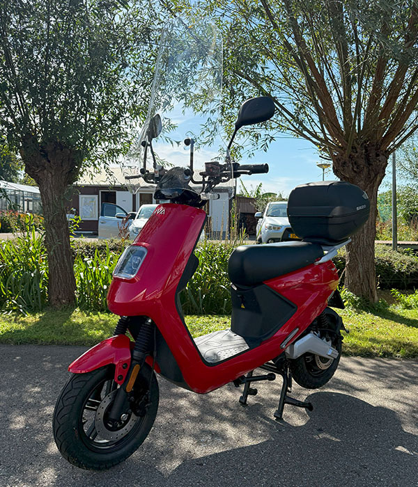 IVA E-GO S4 25km/u Rood 2023