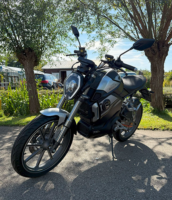 Super Soco TSX 45km/u 2025