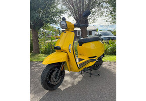 Lambretta V-Special 50 Flex 45km/u Yellow 2025