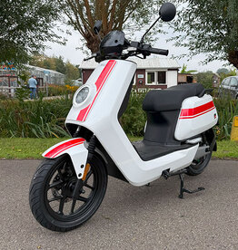 Niu Niu NQi GTS Standard 45km/u Wit 2025