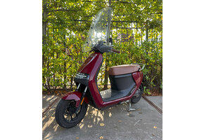 Segway E125S Ruby Red 45 km/u 2023