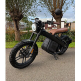 BREKR Model B4000 – Stijlvol, krachtig en in topvorm!