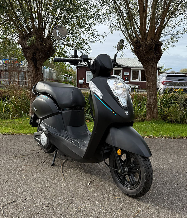 Sym E-Mio 45km/u Matzwart 2025