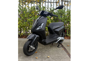 Piaggio One 45km/u Zwart 2023 Opknapper
