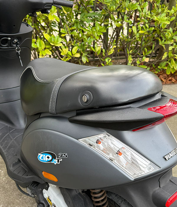Piaggio Zip 25km/u Grijs 2017 Opknapper