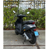 Piaggio Zip 25km/u Grijs 2017 Opknapper