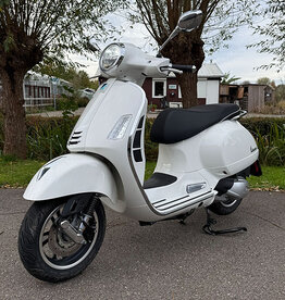 Vespa Vespa GTS 300 Wit 2025 Vespa Vespa GTS 300 Wit 2025