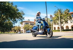 Vmoto CU  Elektrische scooter