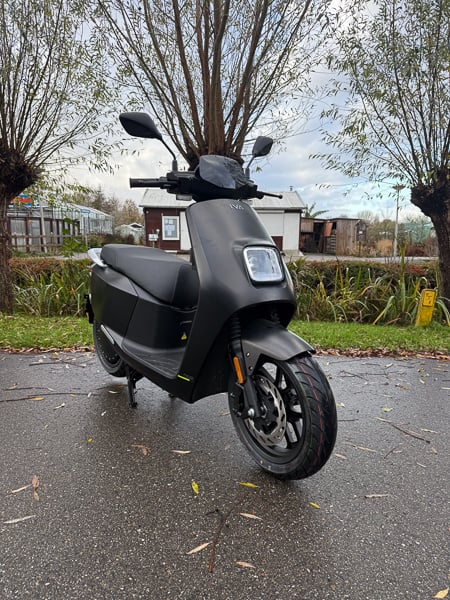 IVA NCE PRO 45km/u Matzwart 2025