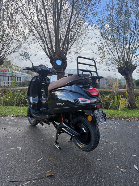 IVA Lux Electric 2.0 25km/u Zwart 2025