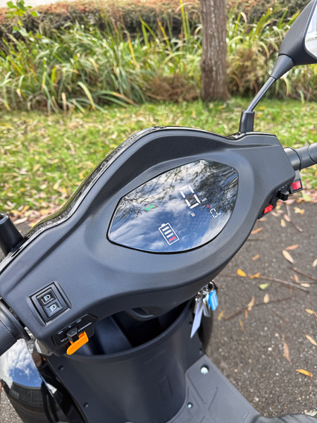 Retelli Liberta 4-wiel scootmobiel Zwart 2025