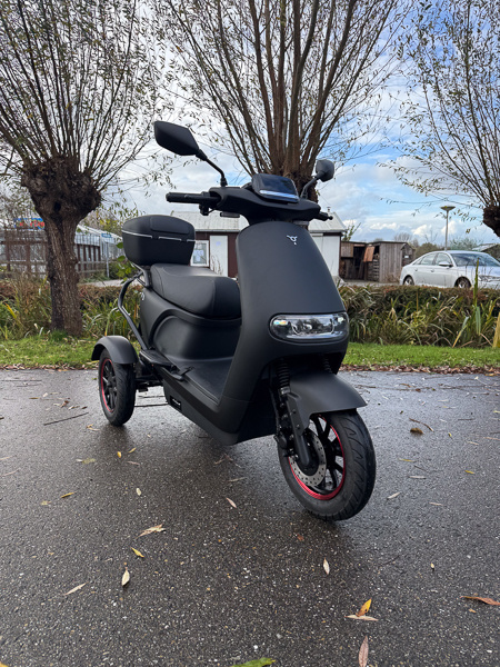 IVA T3 2.0 Elektrische scootmobiel Zwart 2025