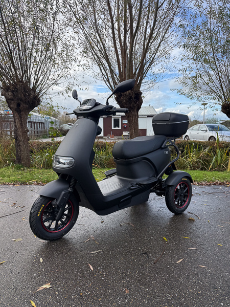 IVA T3 2.0 Elektrische scootmobiel Zwart 2025