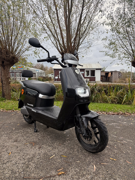 Yadea E8S 45km/u Zwart 2024