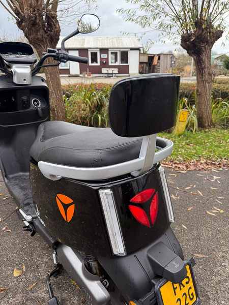 Yadea E8S 45km/u Zwart 2024