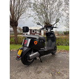 Yadea E8S 45km/u Zwart 2024