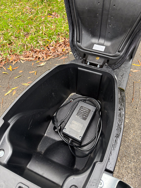 Yadea E8S 45km/u Zwart 2024