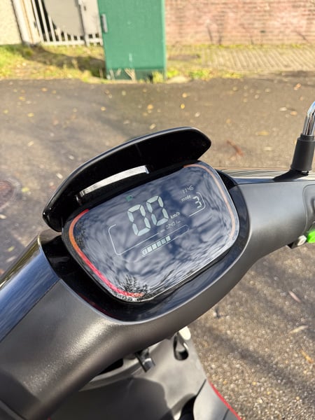 Segway E125S 45km/u Ruby Red 2023