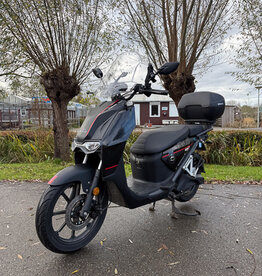 Super Soco Super Soco CPX 45km/u Zwart Longe Range 2022 Super Soco Super Soco CPX 45km/u Zwart Longe Range 2022