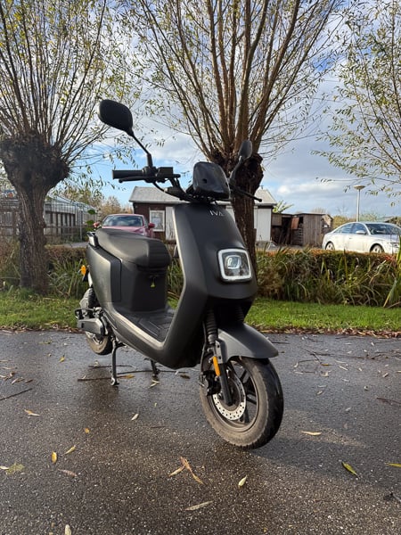 IVA E-GO S4 2.0 45km/u Matzwart 2024