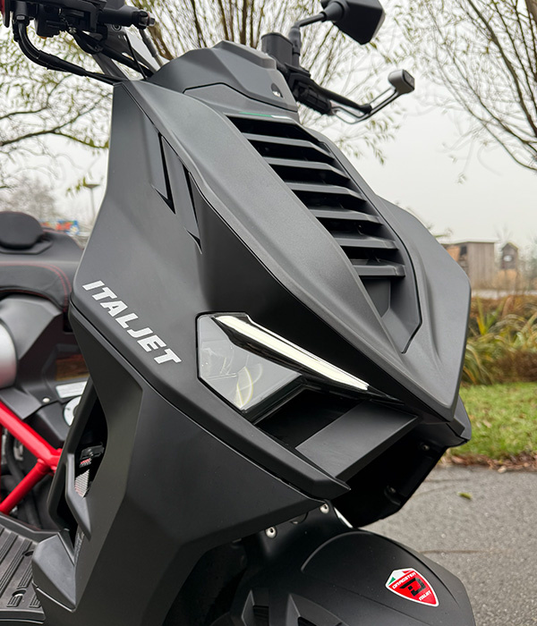 Italjet Dragster Nero Rosso 200 2025