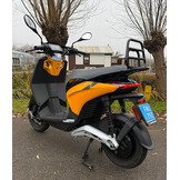 Piaggio One 25km Geel/Grijs  2022