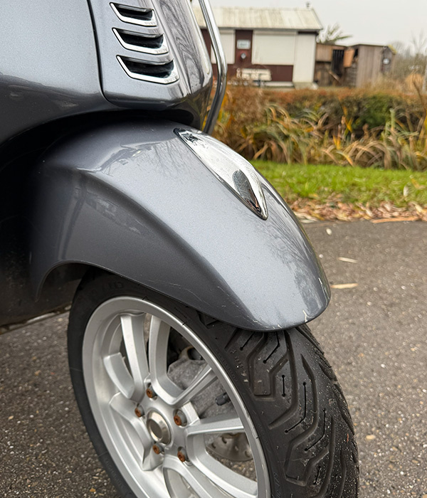 Vespa Primavera Touring 25km Grigio 2021