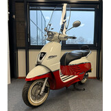 Peugeot Django 25km/u Dragon Red 2017