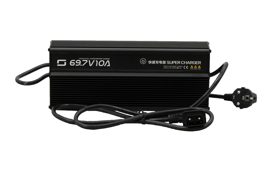 Super Soco Acculader - TSX TC (69.7V 10A-CE)