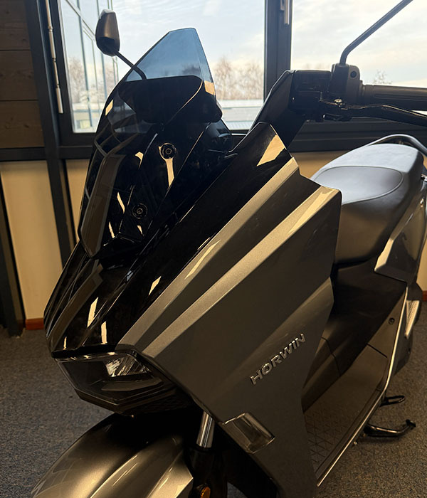 Horwin SK1 45km/u 36AH Grijs Metallic 2025