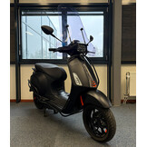 Vespa elettrica 45km/u Nero Matt 2024