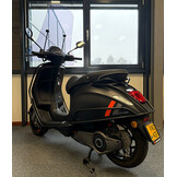 Vespa elettrica 45km/u Nero Matt 2024