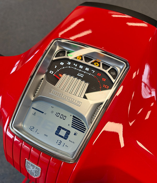 Lambretta X Series X300 SR Red-Black