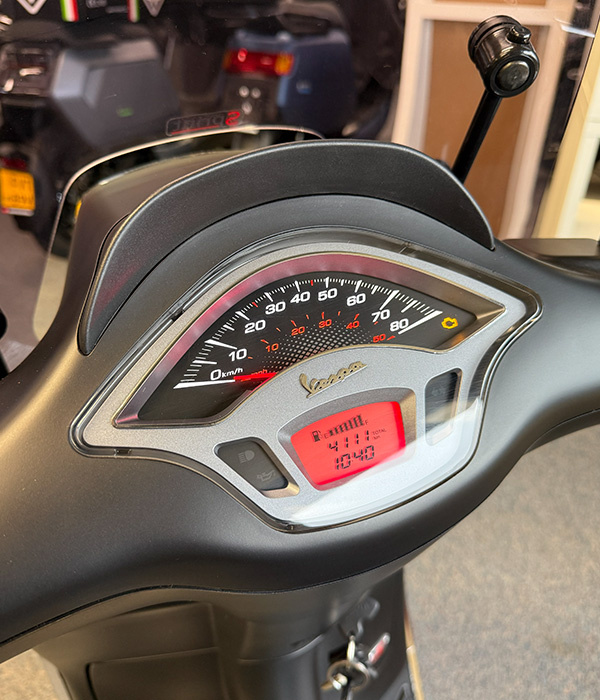 Vespa Sprint 45km/u Matzwart 2022