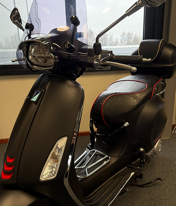 Vespa Sprint 45km/u Matzwart 2022