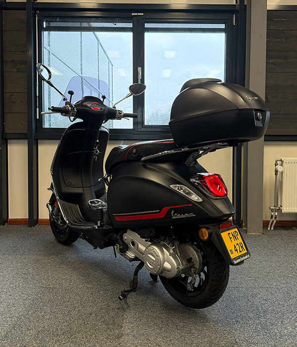 Vespa Sprint 45km/u Matzwart 2022