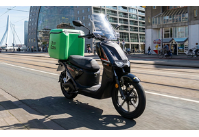 Uber Eats Bezorgscooter Vmoto CPX - Prijs per week