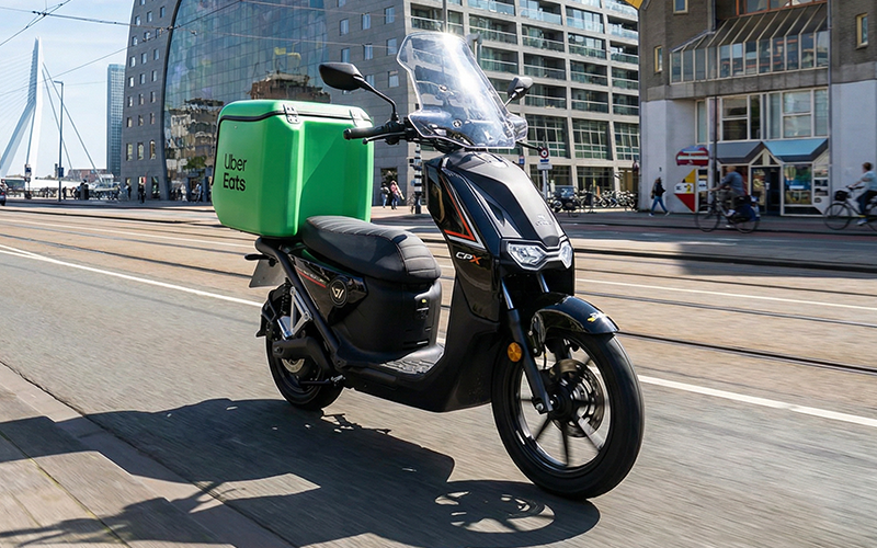 Uber Eats Bezorgscooter Vmoto CPX - Prijs per week