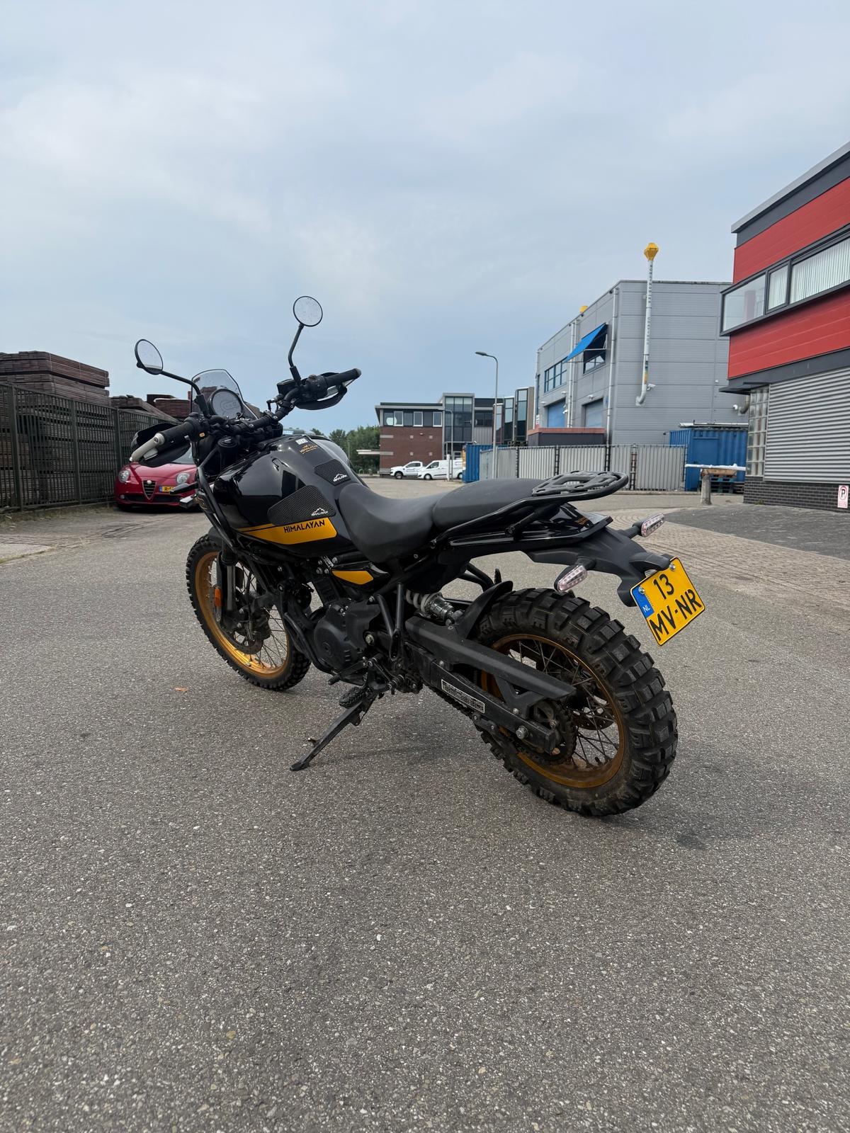 Royal Enfield Himalayan 452 - 2024
