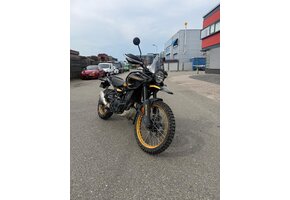Royal Enfield Himalayan 452 - 2024