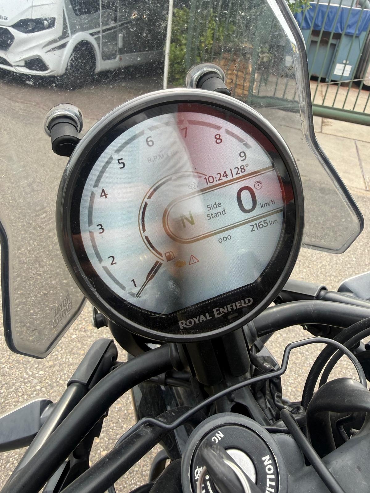 Royal Enfield Himalayan 452 - 2024