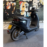 Segway E110S E5 Glanzend Zwart 45km/u - 2023