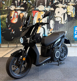 Silence Silence S01 Black 110km/u motorscooter - 2023 Silence Silence S01 Black 110km/u motorscooter - 2023