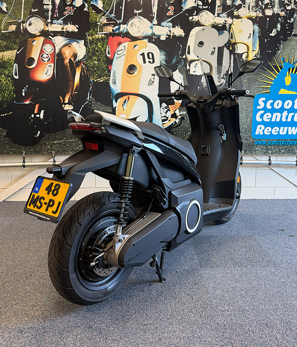 Silence S01 Black 110km/u motorscooter - 2023