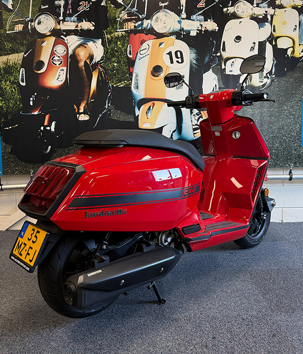 Lambretta X Series X300 SR RED Euro 5 300cc - Motorscooter